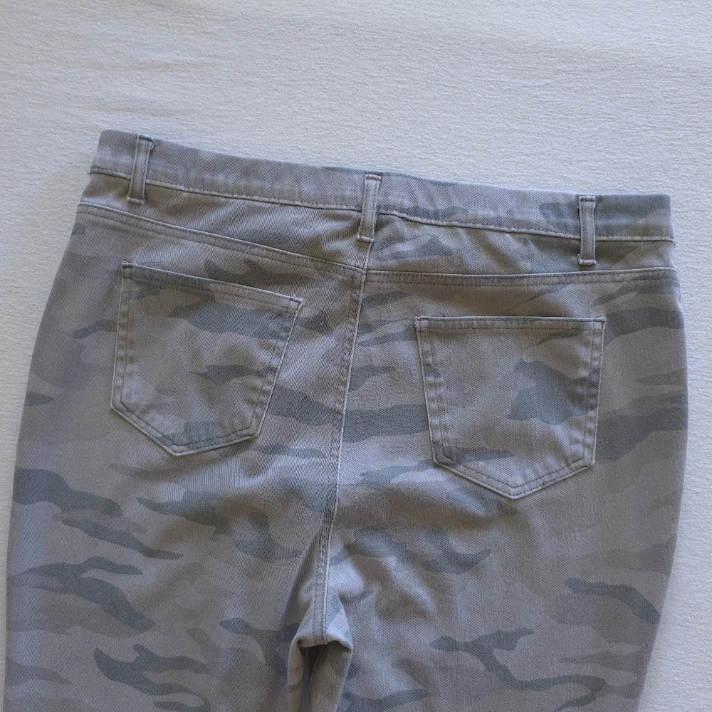 Camo Pull On Jegging Jean Pant High Rise Skinny Time And Tru XXL - Picture 13 of 13